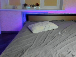 princess_miana shows five incredible orgasms