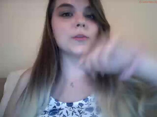 pavlovswhore petite babe gently masturbates cunt