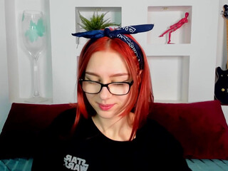 paige_ss Busty blonde