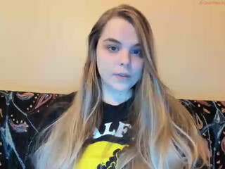 pavlovswhore hot babe fucks cunt