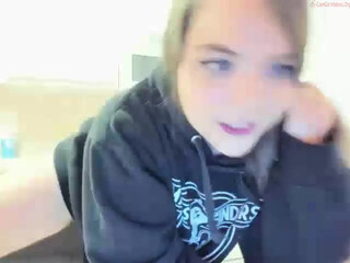 pavlovswhore angel masturbates pink pussy