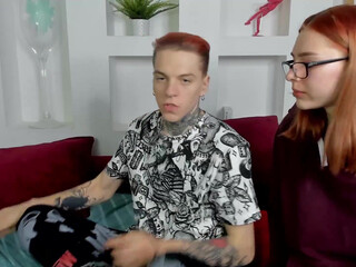 paige_ss mature bitch fucks both slots hard