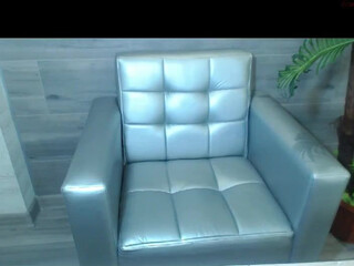 laylamattie Olesya in a chair demonstrates a rich pussy masturbation