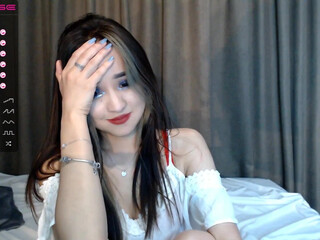 kiki_ilove gorgeous prostitute caresses shaved cunt