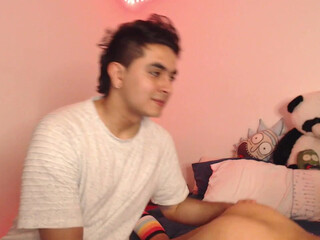 hot6sides9switching impressive babe plays her vagina with sex toy