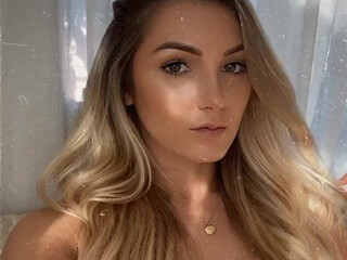 OnlyFans Polina Sitnova big boobed babe dancing striptease