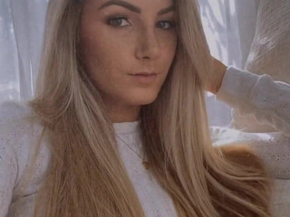 OnlyFans Polina Sitnova harlot masturbates both holes