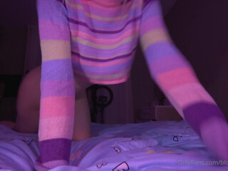 blondelashes19 hot brunette girl passionately jerks off her cunt