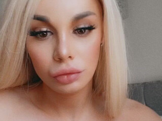 Lola aka lolachristina juicy slut enjoys cooney