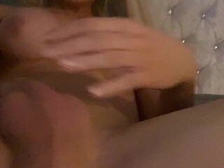 Lola aka lolachristina 13 March 2020