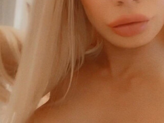 Lola aka lolachristina Crazy curva