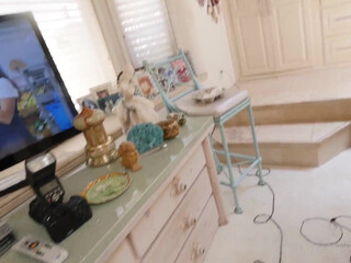 Audrey Noir to the cute chick rubs her clit