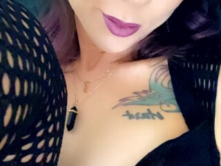 London Lix OF Insatiable bitch