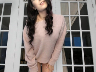 JustViolet  dirty bitch is engaged in oral sex