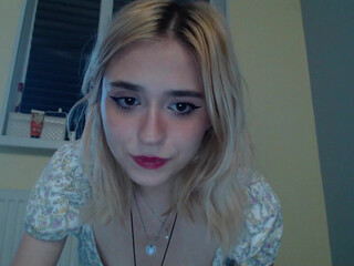 holymollylight Openwork blond tigress