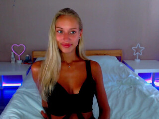 gimmelove77 busty fat lady masturbates cunt