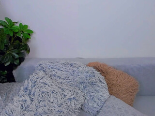 gabbi_i teasing his gap with her middle finger