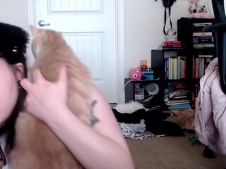 underworldskitty babe fucks both holes