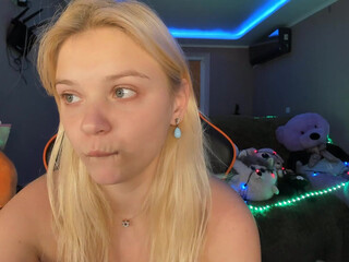 sexyalice1997 clockwork krajet chest