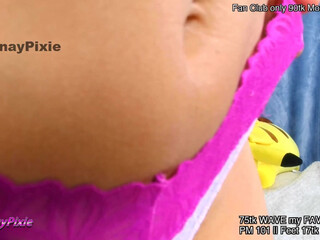 pinaypixie sweet chick fucks both holes