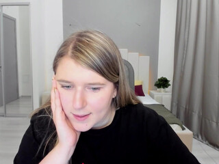 sabrina_prisley Chubby blonde