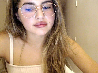 playnofuckinggames young whore shows her charms