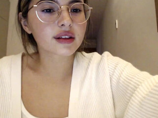 playnofuckinggames gorgeous female masturbates vagina