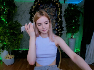 oliver_girlfriends teased by her gorgeous body