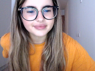 playnofuckinggames black haired passion shows beautiful sissy