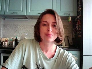 monika_and_max gentle erotic spinning at the chair