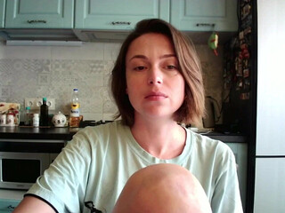 monika_and_max cute queen sucking penis