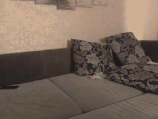 seexxxy_couuple cute lady gently massages pussy