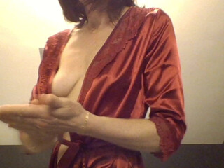 lilyofthevalley dressing/undressing