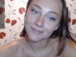 katyachaturbaty Cute brunette