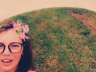 elenakoshkaxoxo hot babe fucks both holes