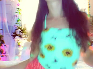 elenakoshkaxoxo Busty lady