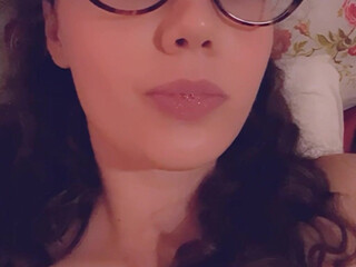 elenakoshkaxoxo Charming hottie