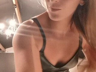 Mistress Courtney aka misscourtneym onlyfans sexy slut caresses sex lips