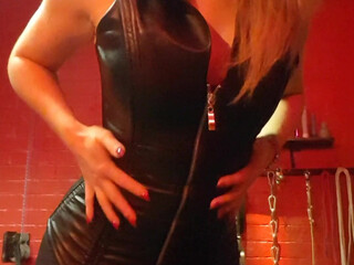 Mistress Courtney aka misscourtneym onlyfans naughty babe caresses vaginal hole