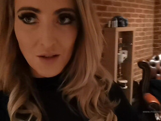 Mistress Courtney aka misscourtneym onlyfans charming swiver touches pussy dildo