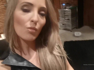 Mistress Courtney aka misscourtneym onlyfans bright private e