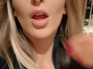 Mistress Courtney aka misscourtneym onlyfans young slut fucks phallus cunt