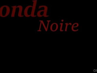 Anaconda Noire onlyfans charming babe masturbates shaved vagina