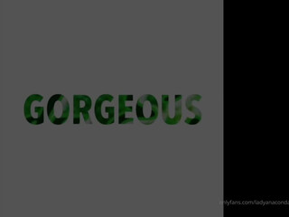 Anaconda Noire onlyfans crazy lady fondles her cunt in panties