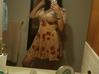 Anaconda Noire onlyfans Young brunette