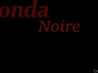 Anaconda Noire onlyfans tender kitty indulges in sex toys