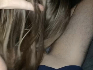 guesswhox2 big breasted girl