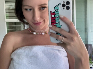 kittytinypaws young slut gets naked before boobs