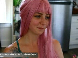 morganxu gorgeous young lady shows off her legs