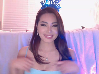 bunni_ A couple of blondes